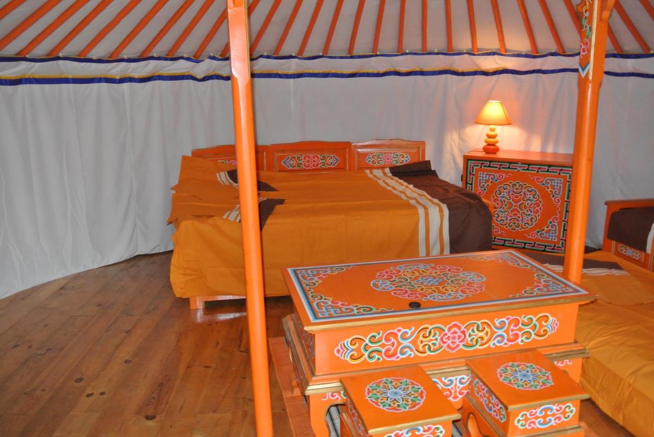Yourtes Du Bocage Bazoges-en-Pareds Ngoại thất bức ảnh