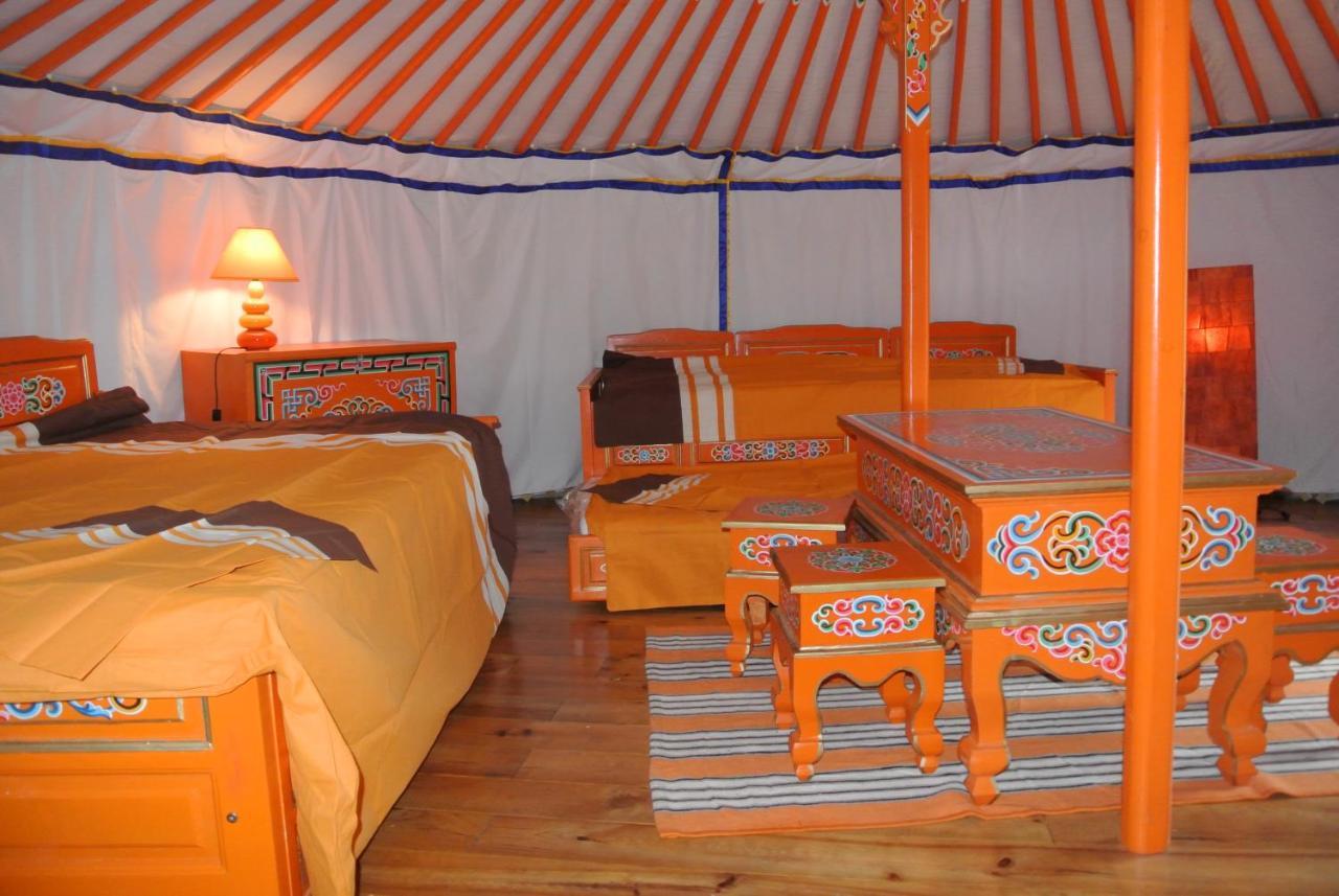 Yourtes Du Bocage Bazoges-en-Pareds Ngoại thất bức ảnh