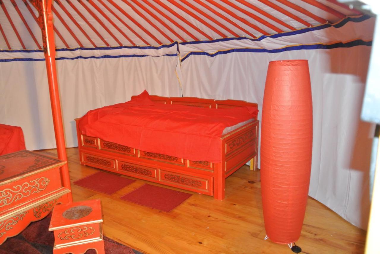 Yourtes Du Bocage Bazoges-en-Pareds Ngoại thất bức ảnh